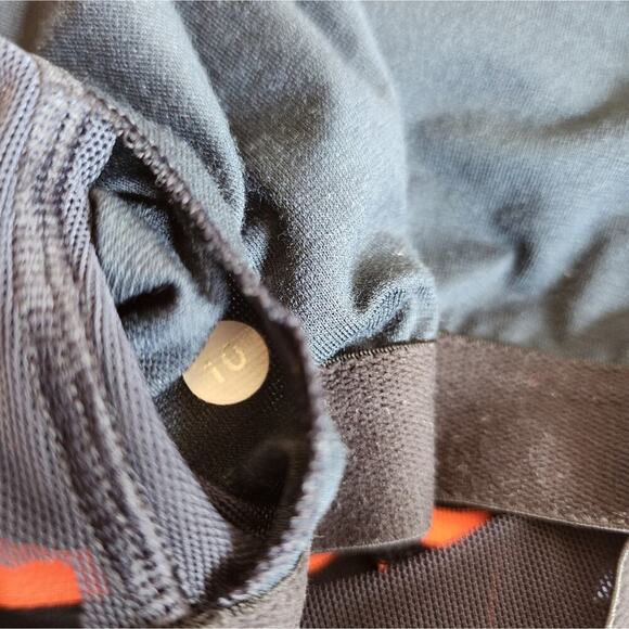 LULULEMON WORK IT OUT TANK  NAVY & ORANGE PANELED STRIPE TANK SIZE 10 - Picture 9 of 9